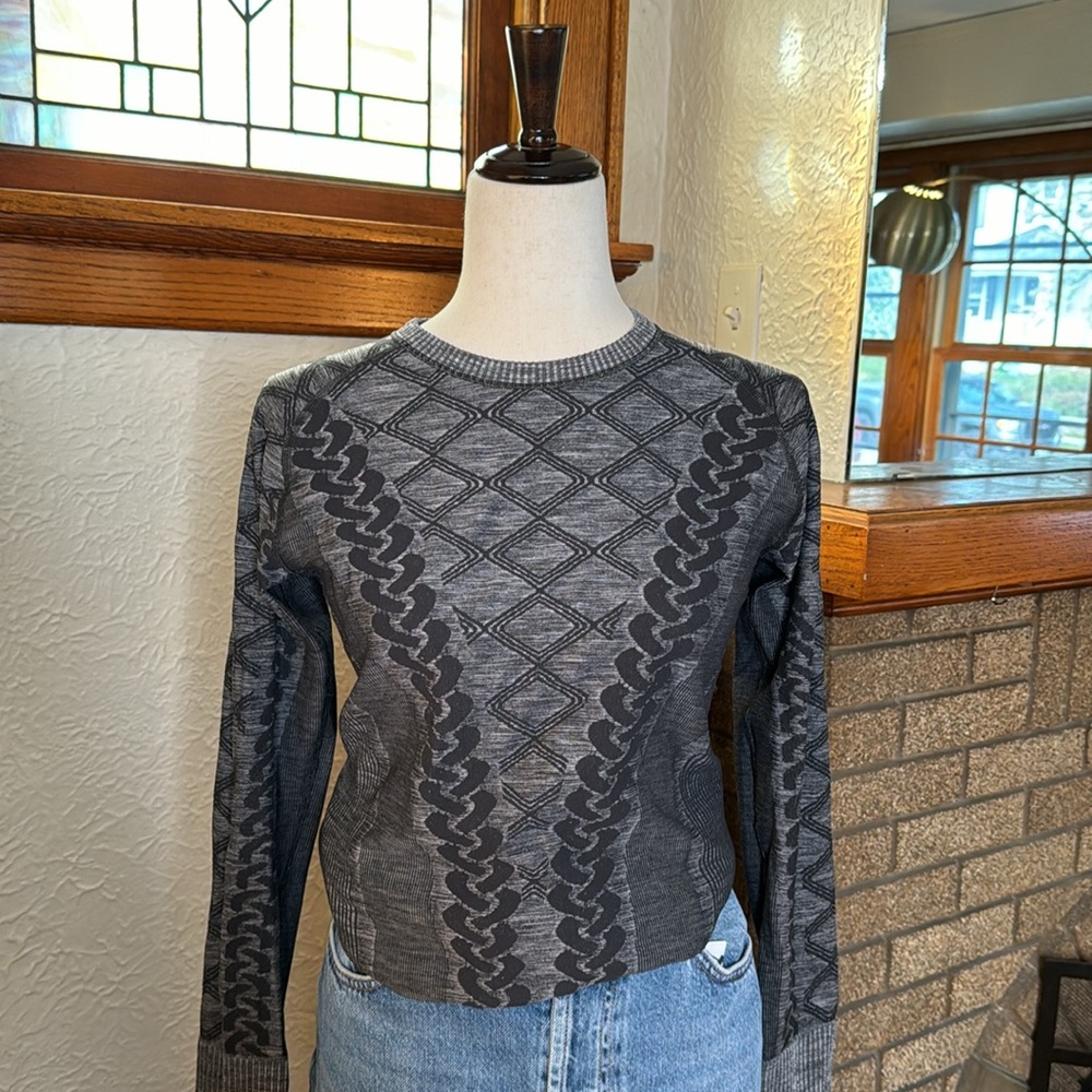Lululemon Rest Less Pullover - Picture 4 of 11